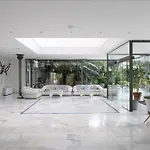 Oleander Hotel