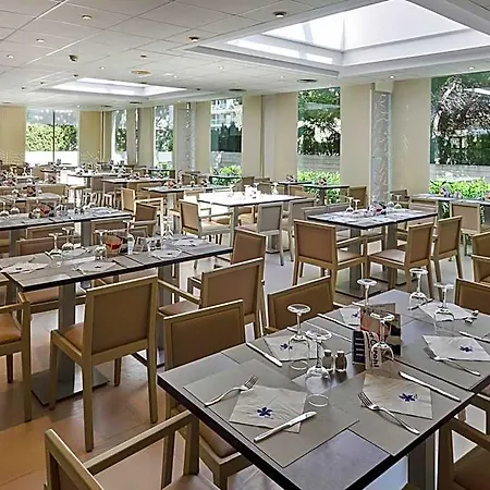 Oleander Hotel